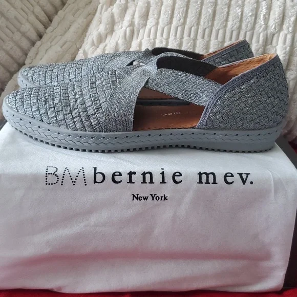 NWOT "Bernie Mev" Slip-on Shoes, Color Pewter Size 40 - Picture 4 of 8